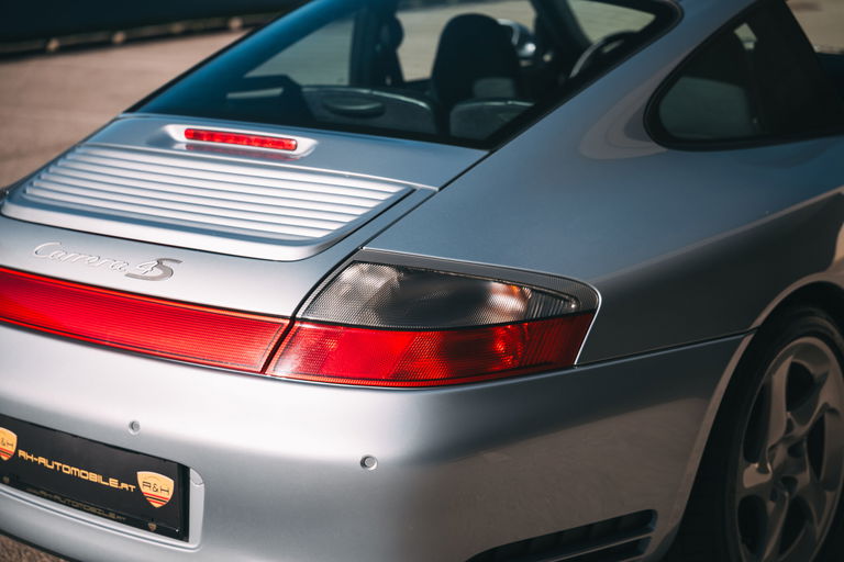 Porsche 996 Carrera 4S