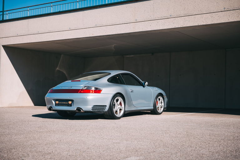 Porsche 996 Carrera 4S