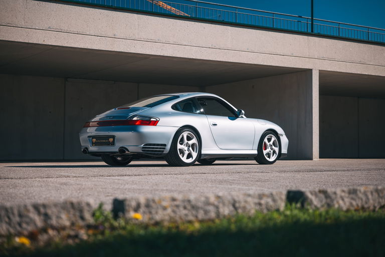 Porsche 996 Carrera 4S
