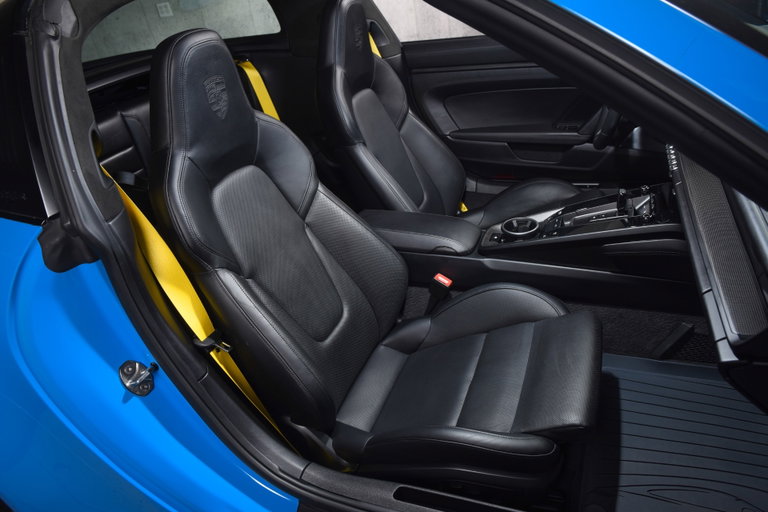 Porsche 992 Targa 4 GTS