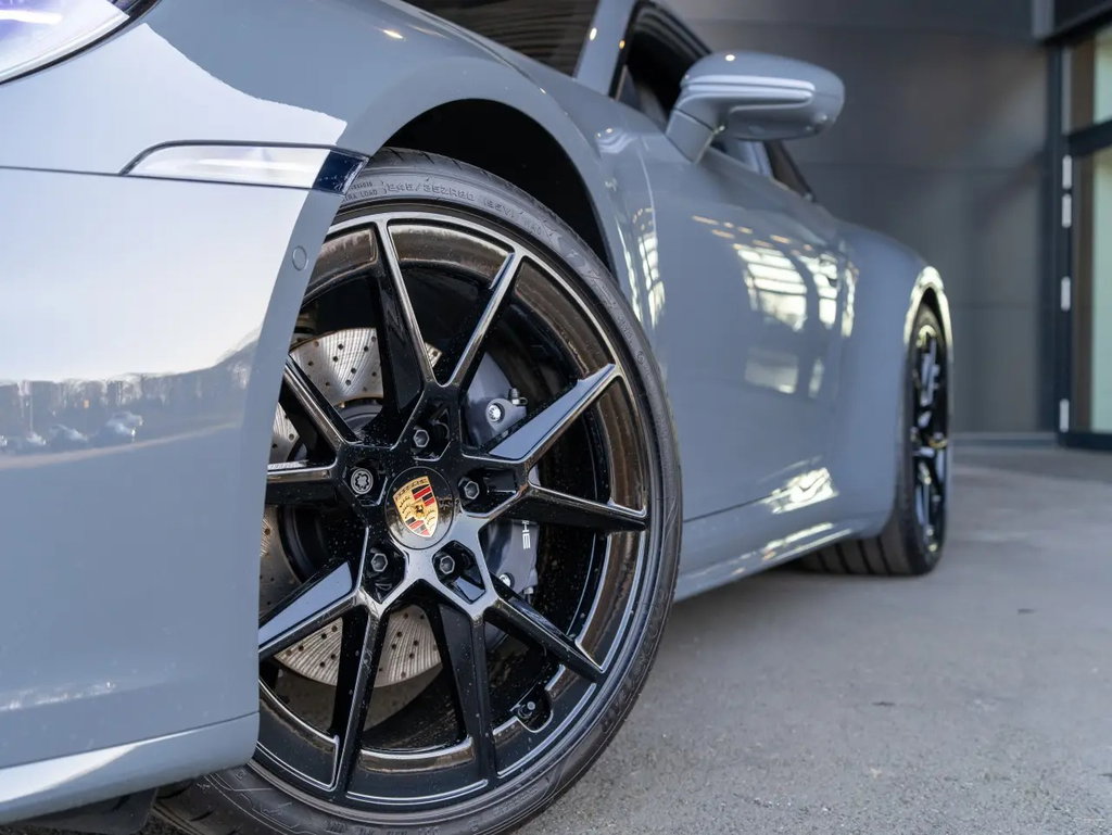 Porsche 992.2 Carrera