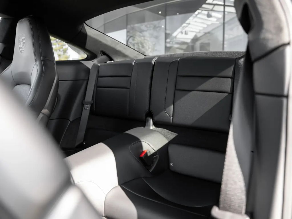 Porsche 992.2 Carrera