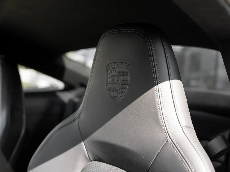 Porsche 992.2 Carrera