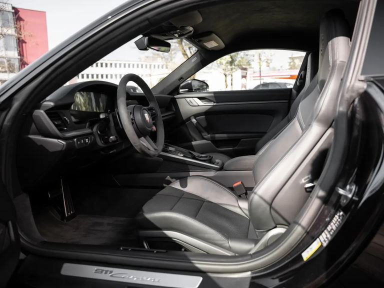 Porsche 992.2 Carrera