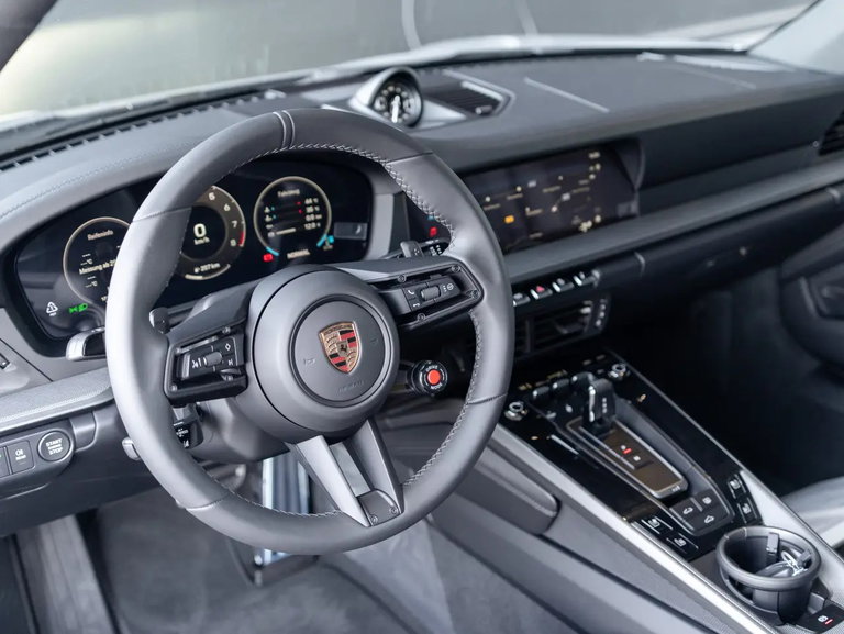 Porsche 992.2 Carrera