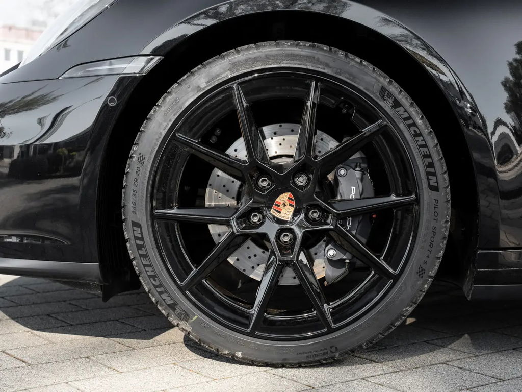 Porsche 992.2 Carrera