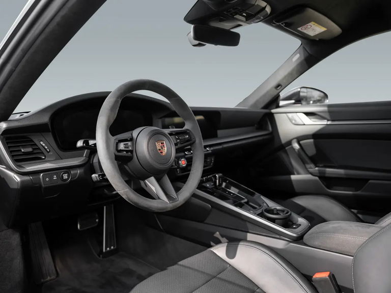 Porsche 992.2 Carrera