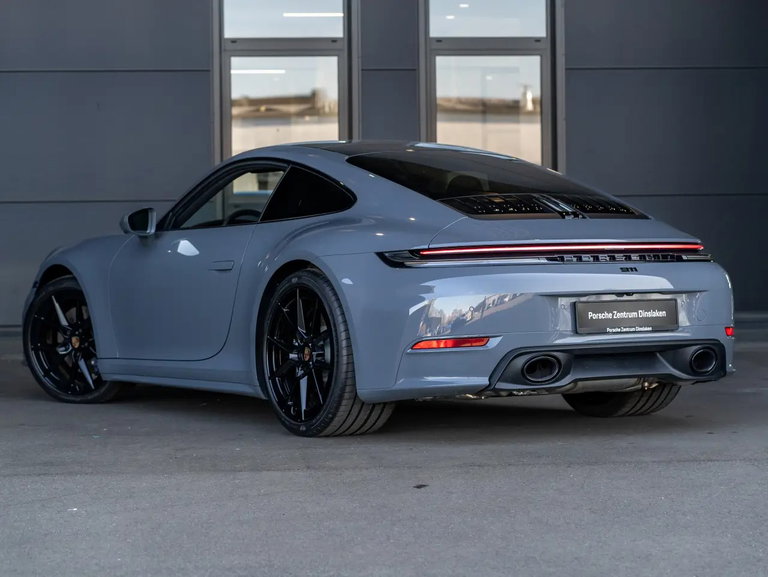 Porsche 992.2 Carrera
