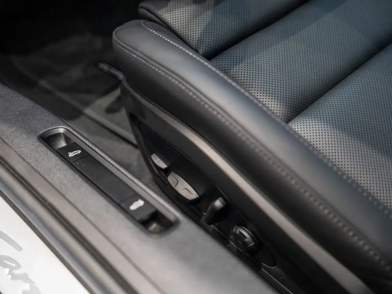 Porsche 992.2 Carrera