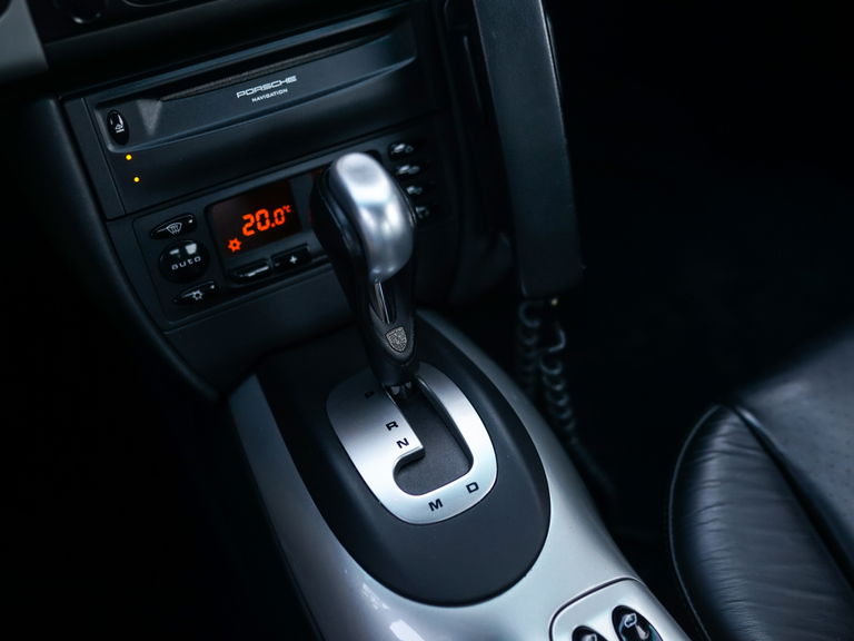 Porsche 996 Carrera 4