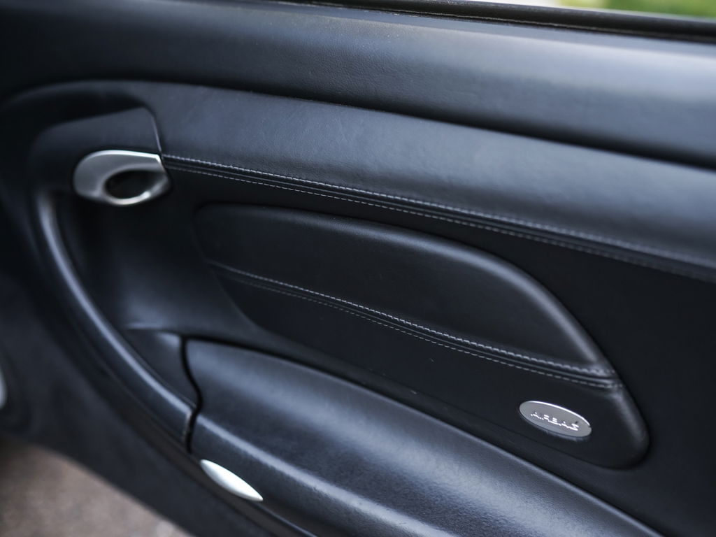 Porsche 996 Carrera 4