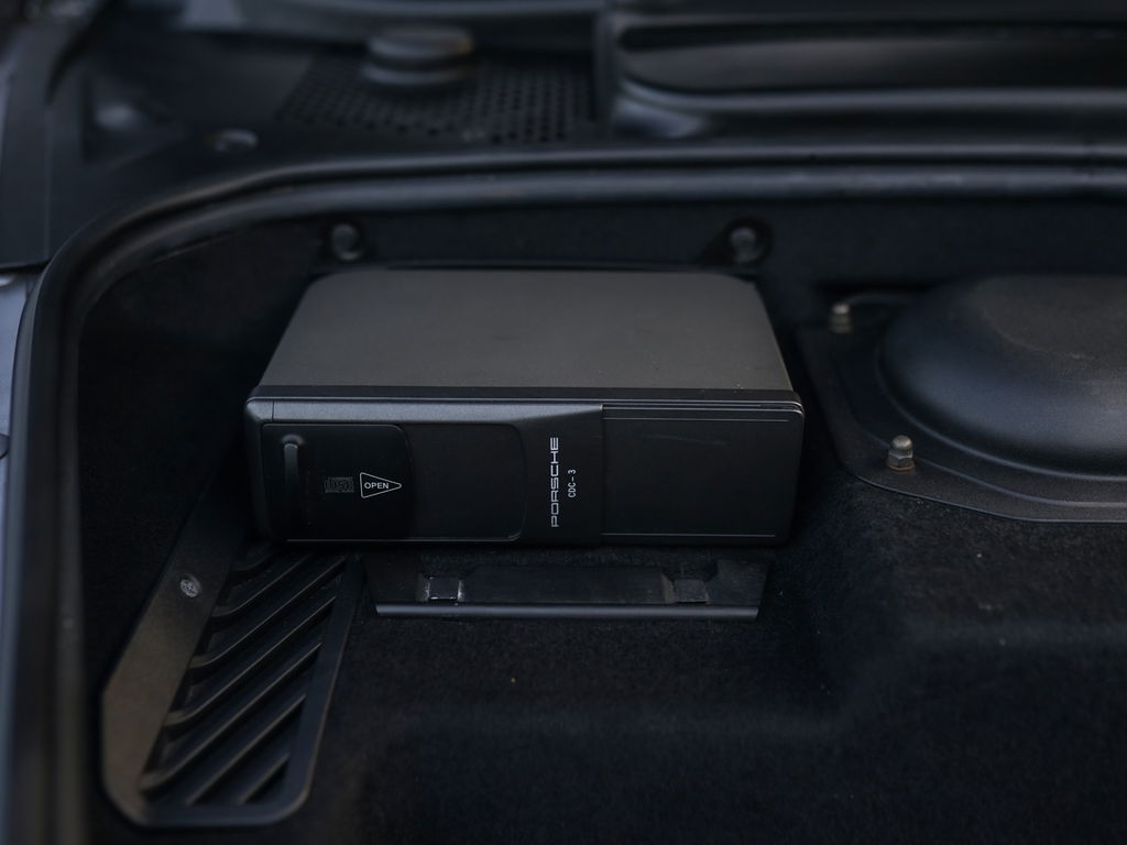 Porsche 996 Carrera 4