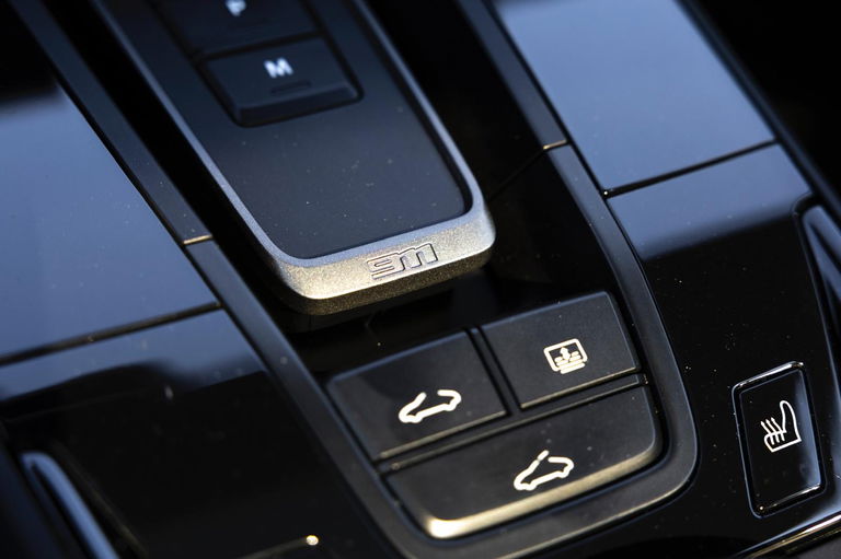 Porsche 992 Carrera GTS