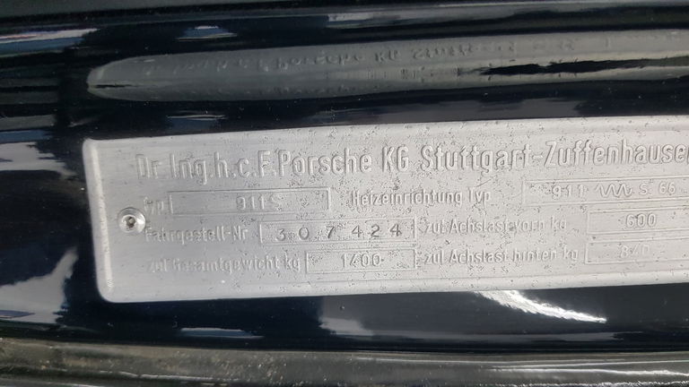 Porsche 911 S (F-Modell)