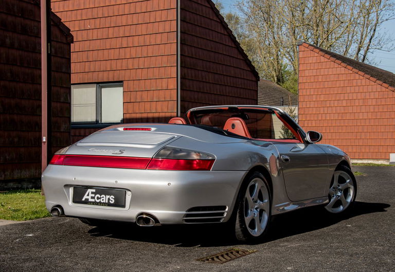 Porsche 996 Carrera 4S