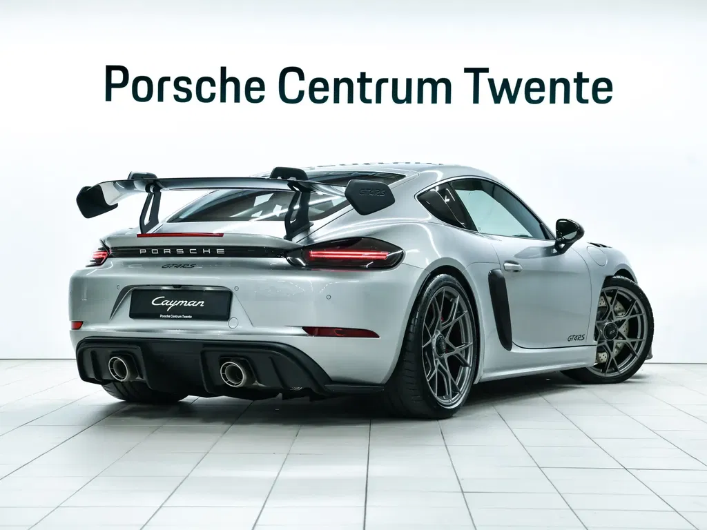 Porsche 718 Cayman GT4 RS