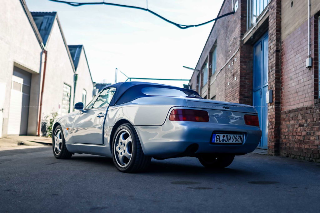 Porsche 968