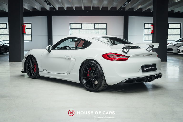 Porsche 981 Cayman GT4