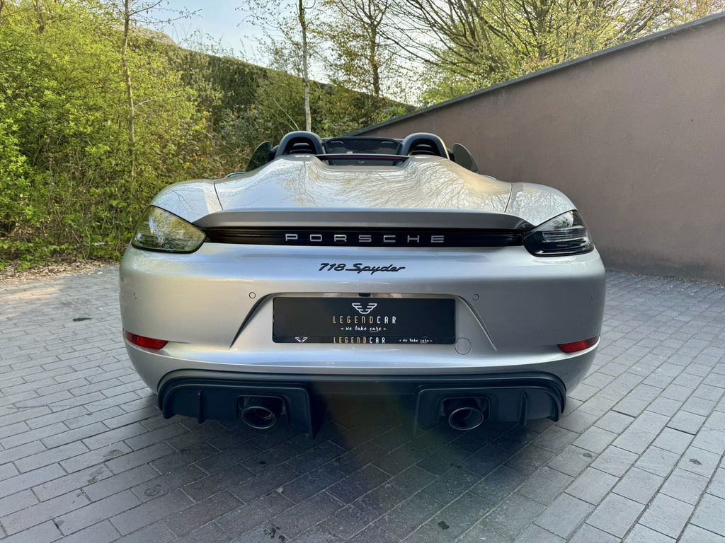 Porsche 718 Spyder
