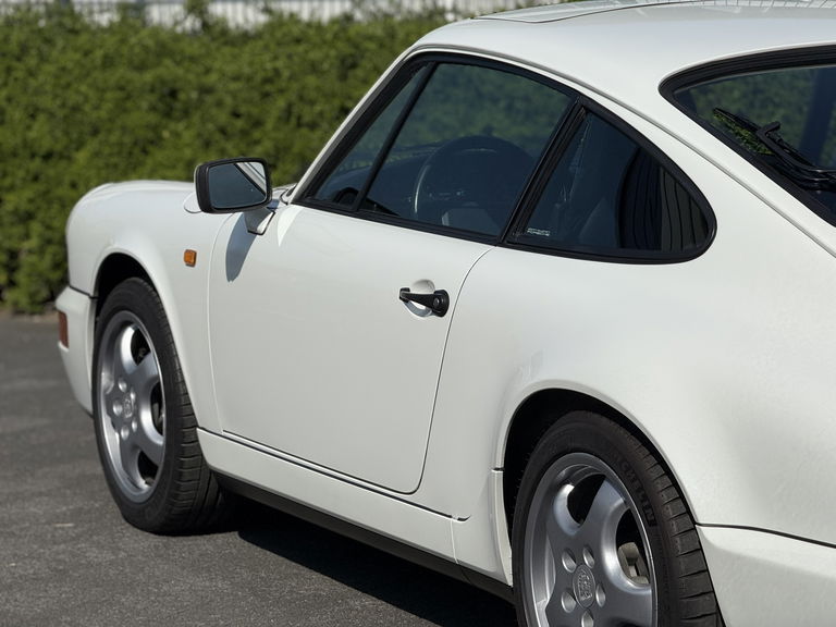 Porsche 964 Carrera 4