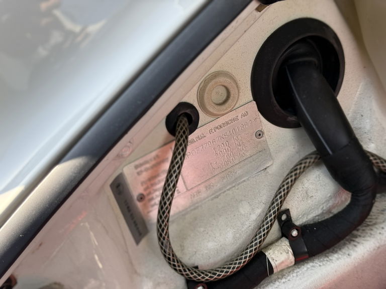 Porsche 964 Carrera 4