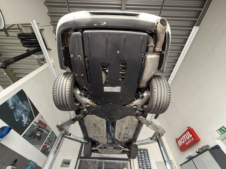 Porsche 964 Carrera 4