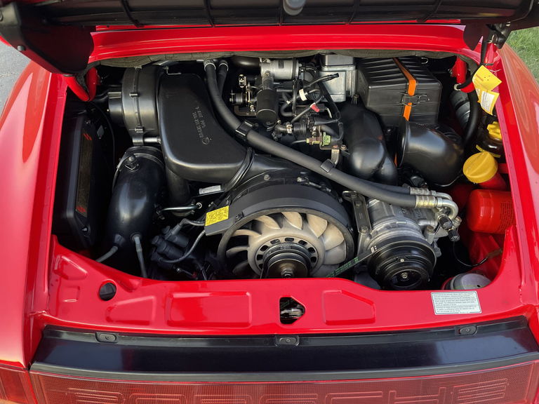 Porsche 964 Carrera 2 Speedster