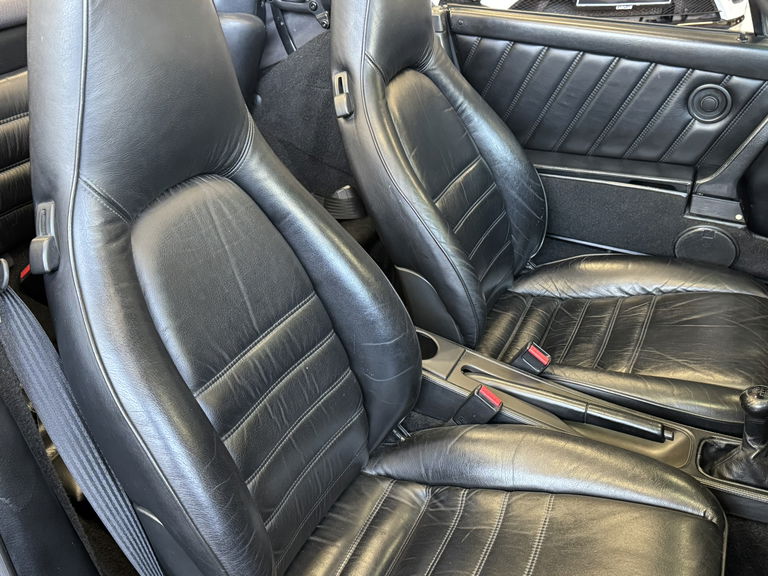 Porsche 964 Carrera 4