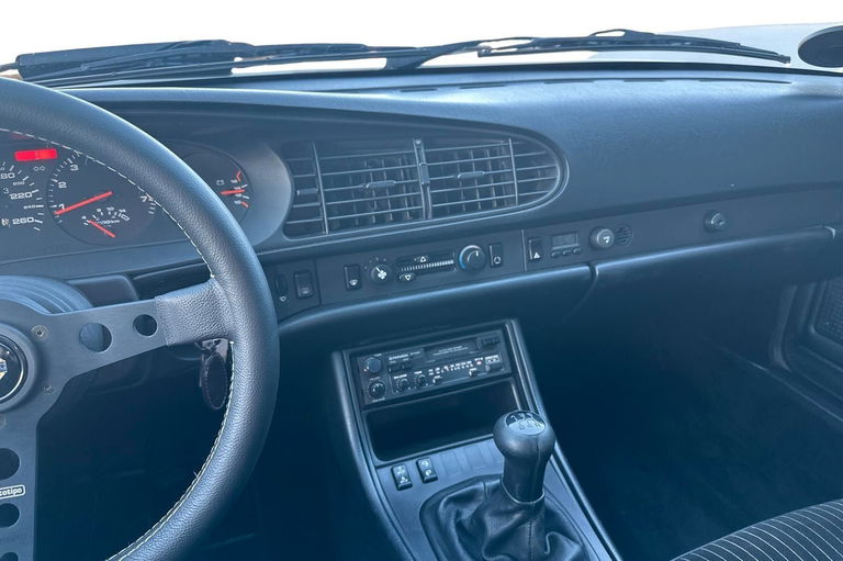 Porsche 944 Coupé