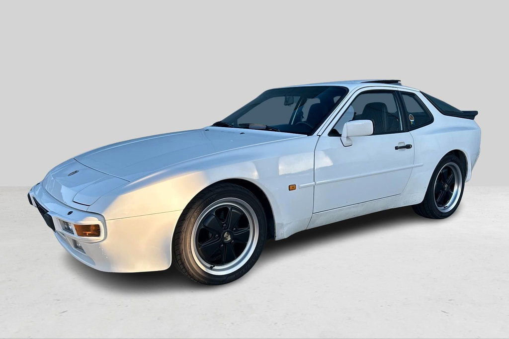 雪柳ページ Porsche 944 Coupé 1986 - elferspot.com - Marketplace for Porsche