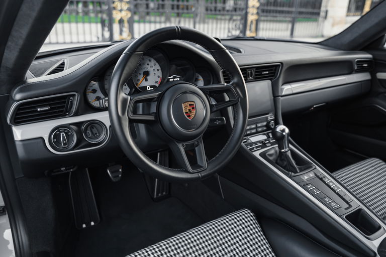 Porsche 991 GT3 Touring