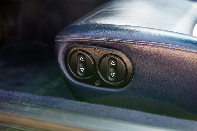 Porsche 993 Carrera 4