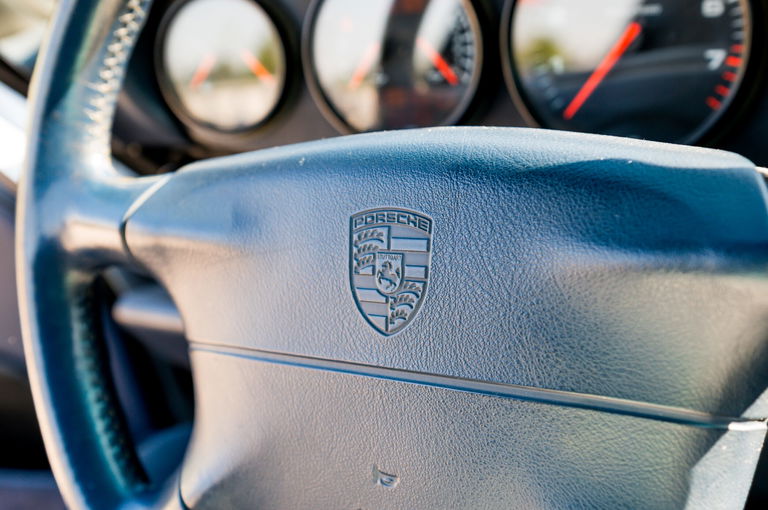 Porsche 993 Carrera 4