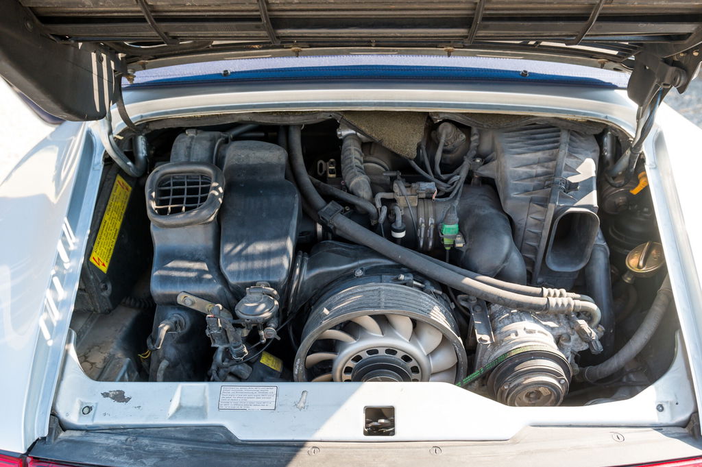 Porsche 993 Carrera 4