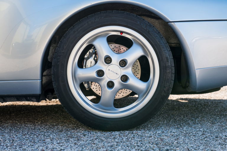 Porsche 993 Carrera 4