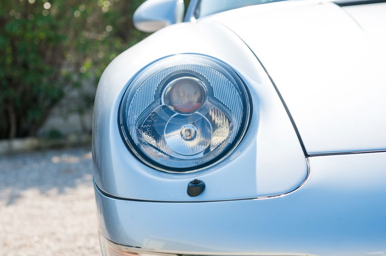 Porsche 993 Carrera 4