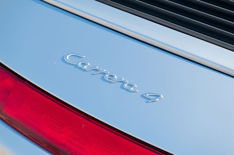 Porsche 993 Carrera 4