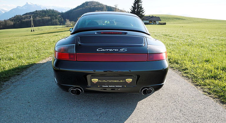 Porsche 996 Carrera 4S