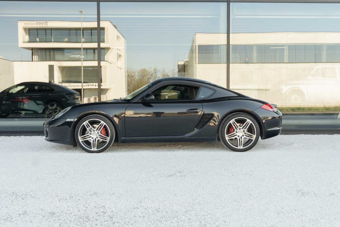 porsche-cayman-s-6.jpg?class=