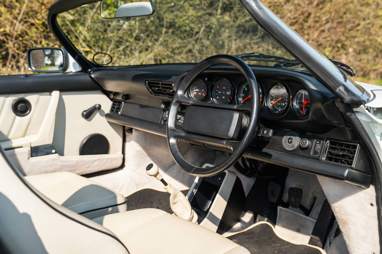 Porsche 911 Carrera 3.2 Speedster
