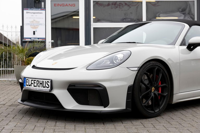 Porsche 718 Spyder