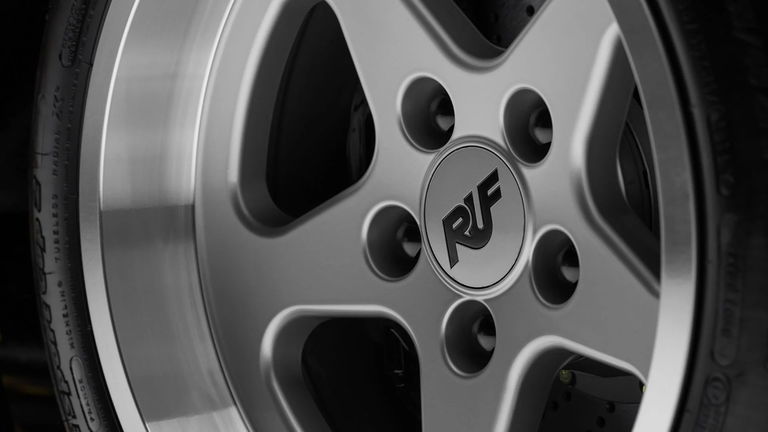 Porsche RUF CTR „Yellowbird“