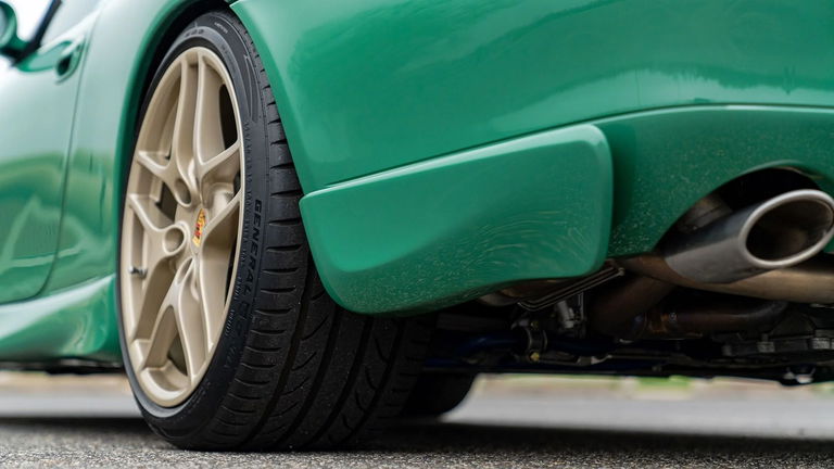 Porsche 996 Carrera 4