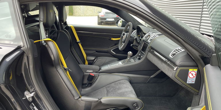 Porsche 981 Cayman GT4