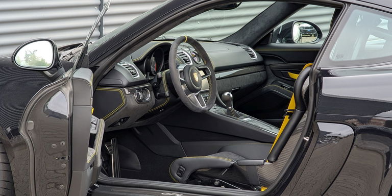 Porsche 981 Cayman GT4