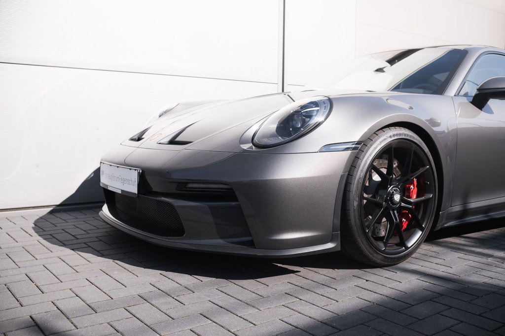 Porsche 992 GT3 Touring