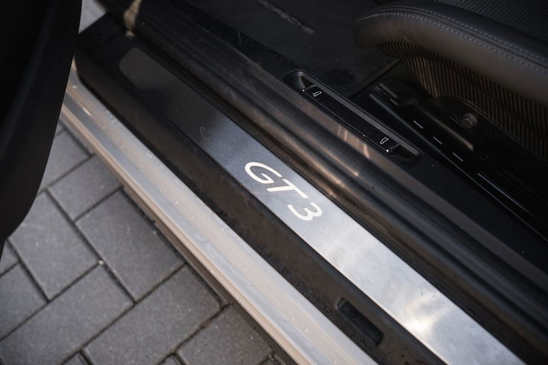 Porsche 991 GT3 Touring