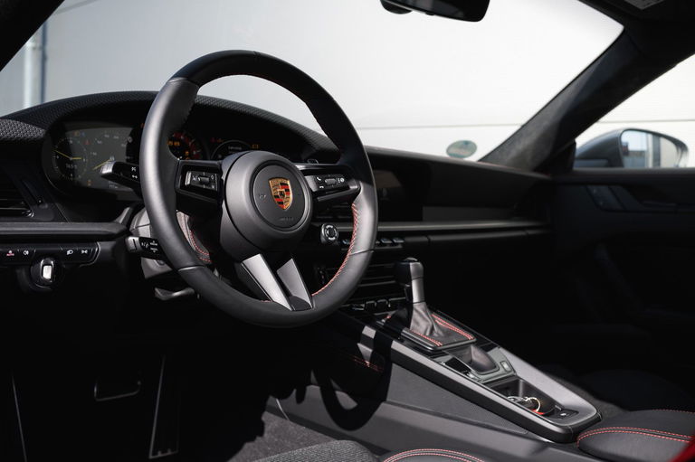 Porsche 992 GT3 Touring