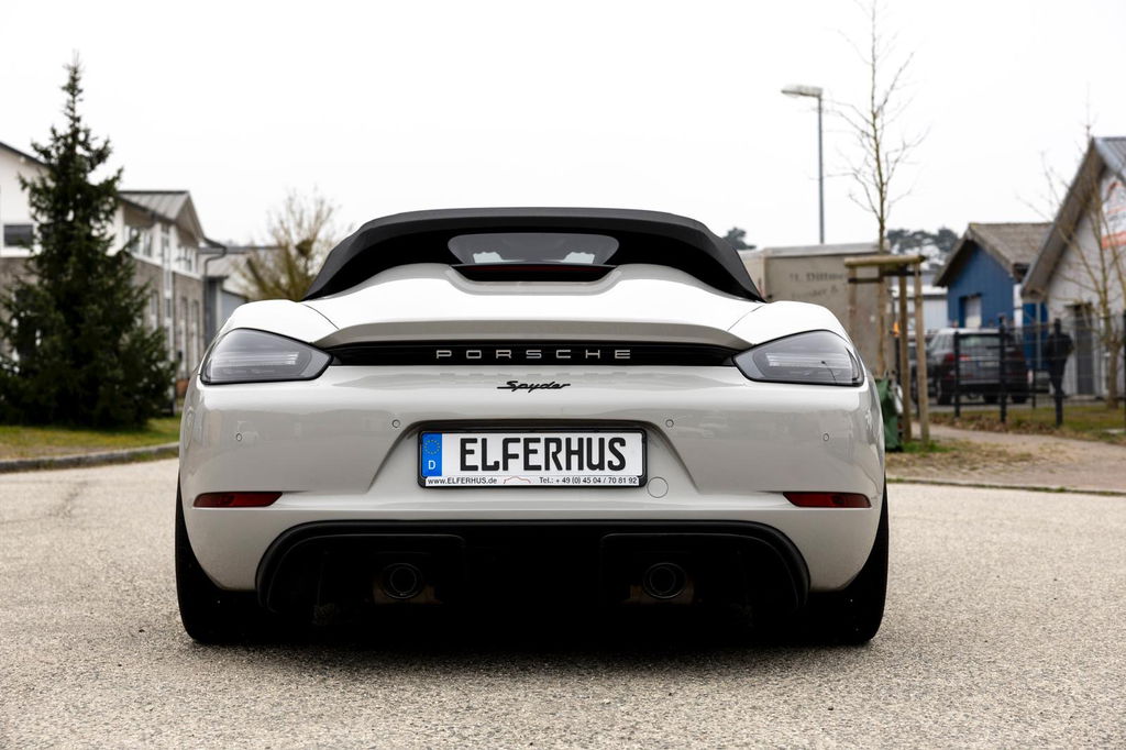 Porsche 718 Spyder