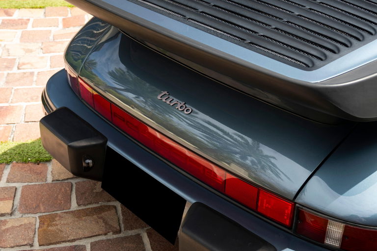 Porsche 911 Turbo Flachbau